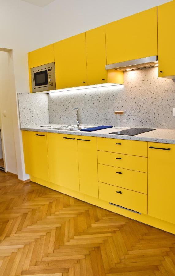 Zachar Apartman Sopron Exterior photo